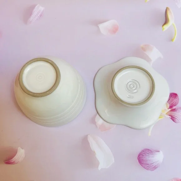 Le Creuset Tea Cup With Flower Saucer(reserve for seashelly) - Picture 7 of 11